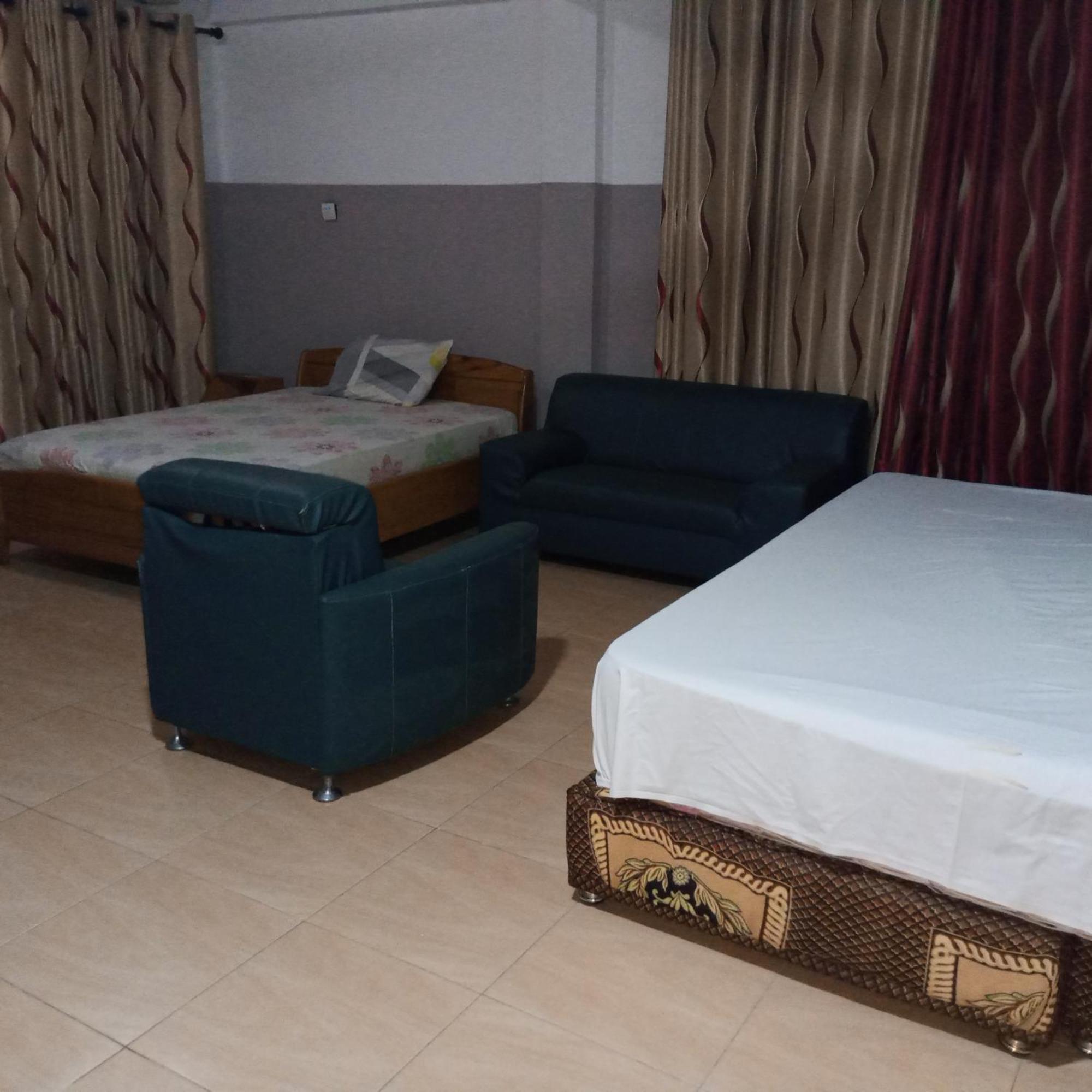 Spintex Pemicsa Hotel Accra מראה חיצוני תמונה