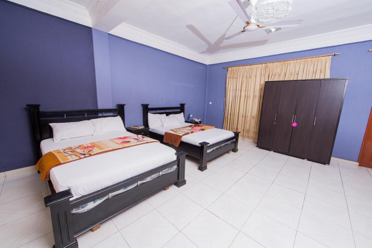 Spintex Pemicsa Hotel Accra מראה חיצוני תמונה